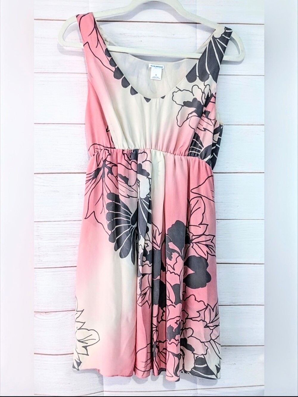 Club Monaco 💯 Silk Sleeveless Pink Floral A-Line Dress
